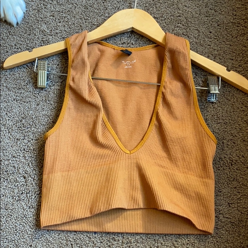 URBAN OUTFITTERS TANK TOP